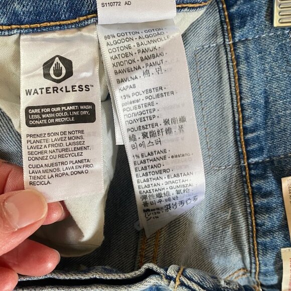 Ribcage Straight Ankle Women's Jeans - Picture 10 of 15